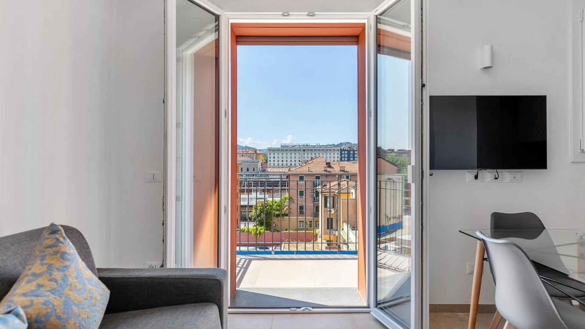 Le Dodici Porte - De Maria 7 By Bologna District Apartment