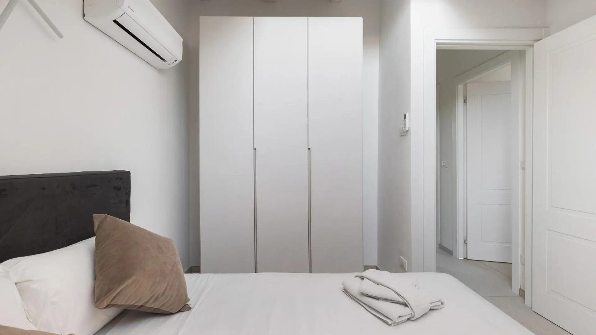 Apartment Le Dodici Porte - De Maria 7 By Bologna District Italy
