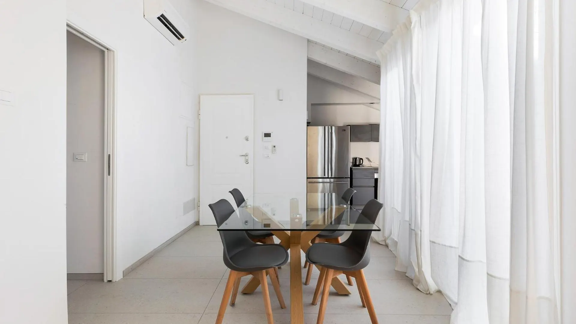 Le Dodici Porte - De Maria 7 By Bologna District Apartment