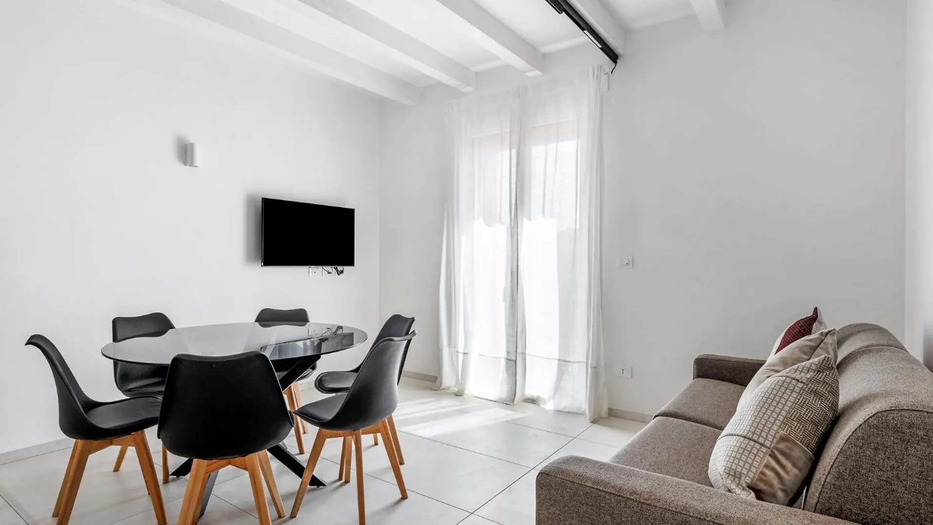 Apartment Le Dodici Porte - De Maria 7 By Bologna District Italy
